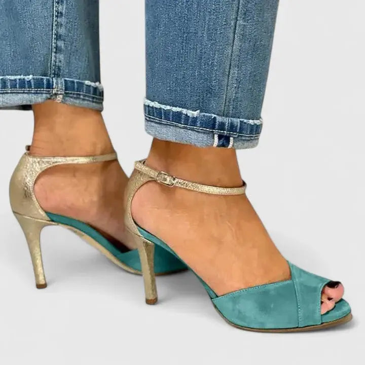 Tacón Elegante con Peep-Toe