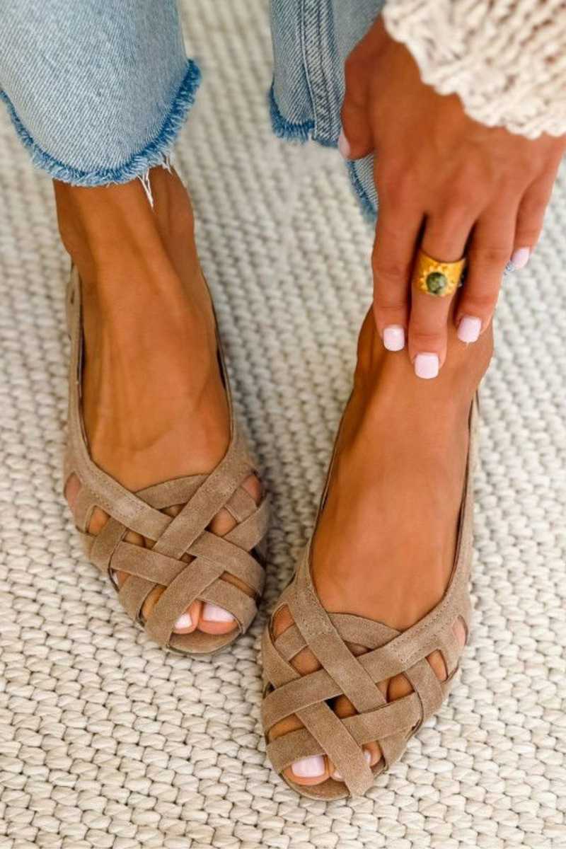 Sandalias Planas Trenzadas de Colores