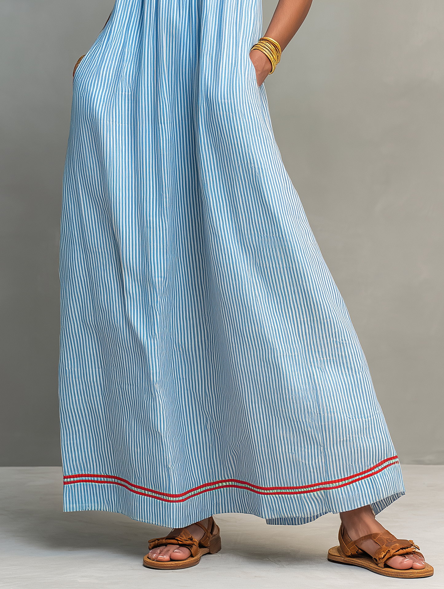 Vestido largo de rayas con tirantes finos