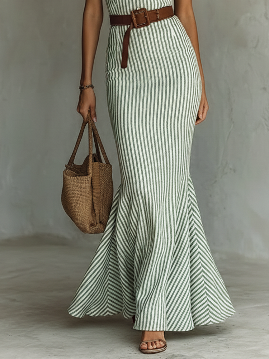 Vestido de rayas con silueta sirena
