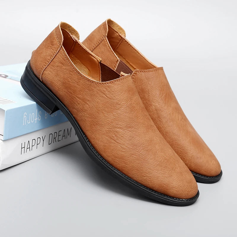 Zapatos de conducir elegantes y ligeros