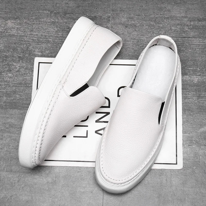 Elegantes zapatos de piel sin cordones