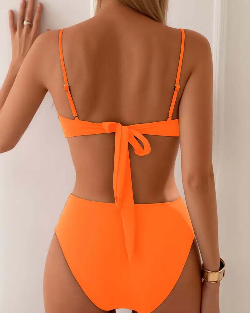 Bikini de dos piezas sexy y a la última