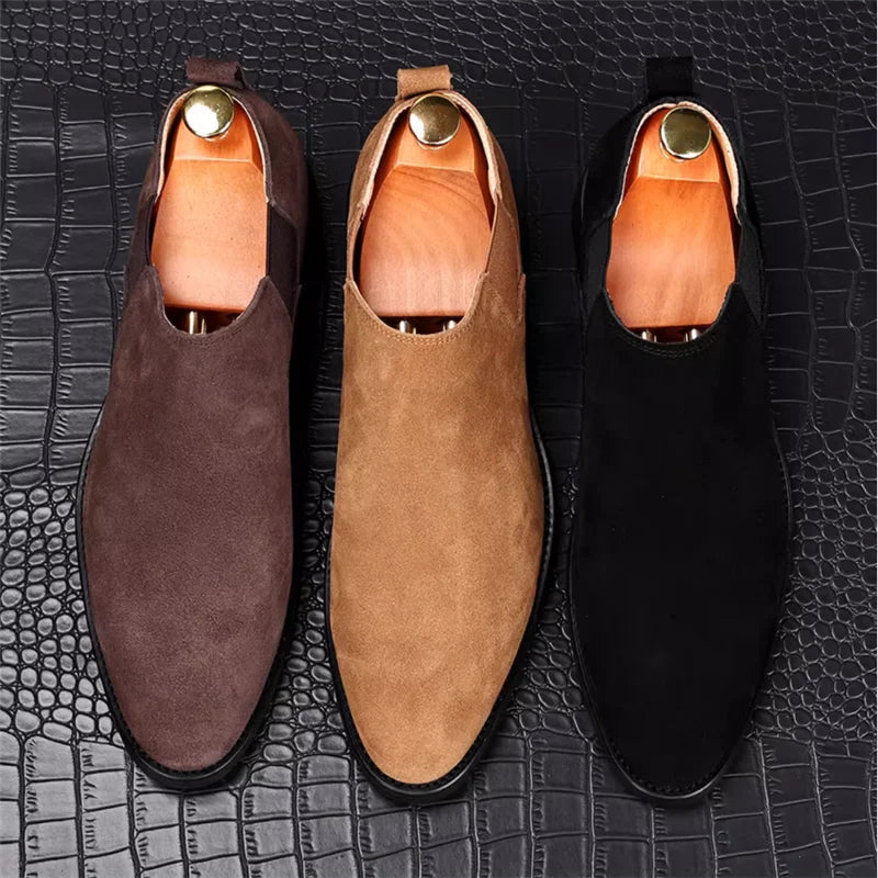 Elegantes botines Chelsea de ante