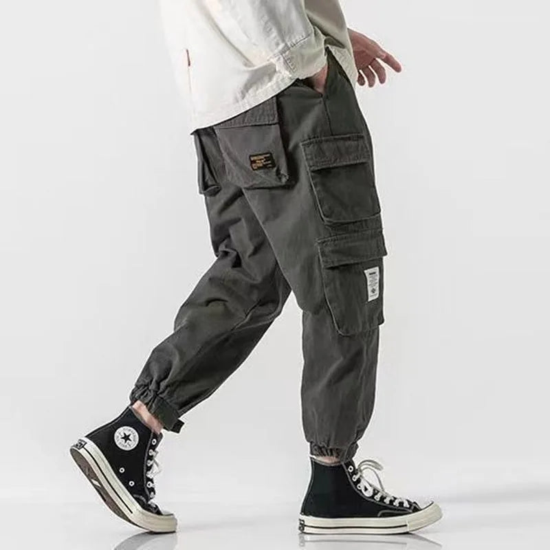 Elegantes pantalones cargo