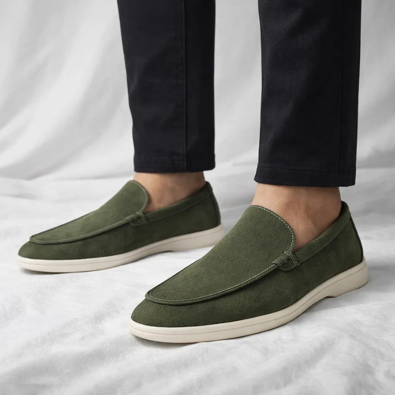 Elegantes mocasines de ante