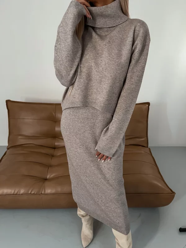 Conjunto vestido de punto