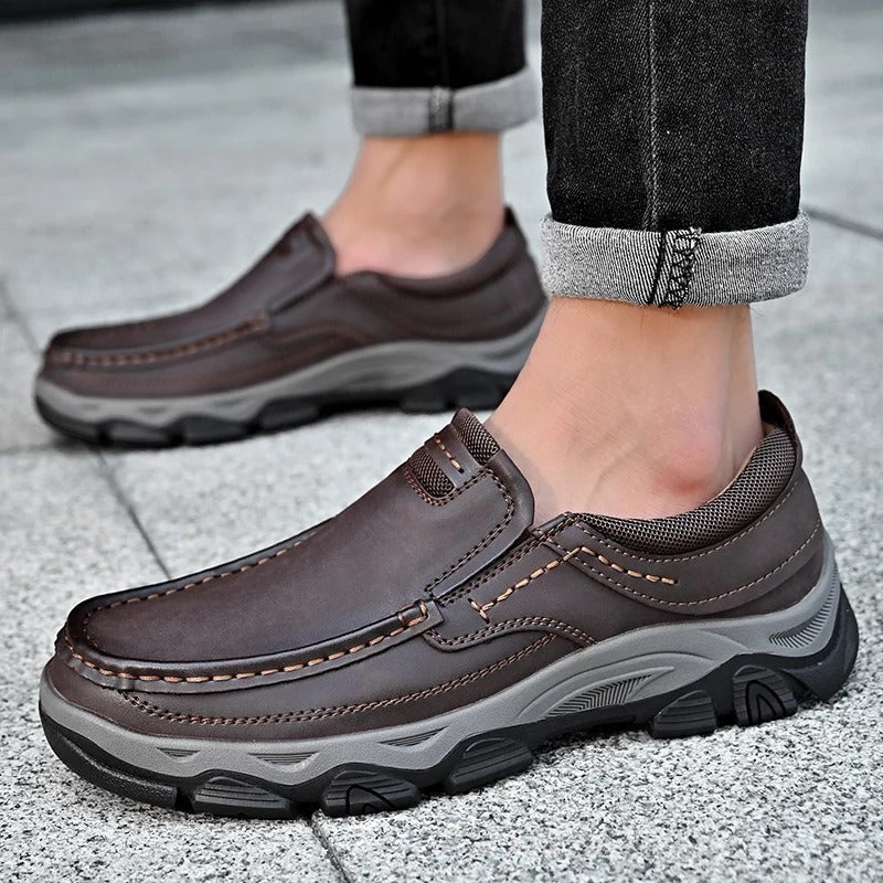 Elegantes zapatos de piel sin cordones