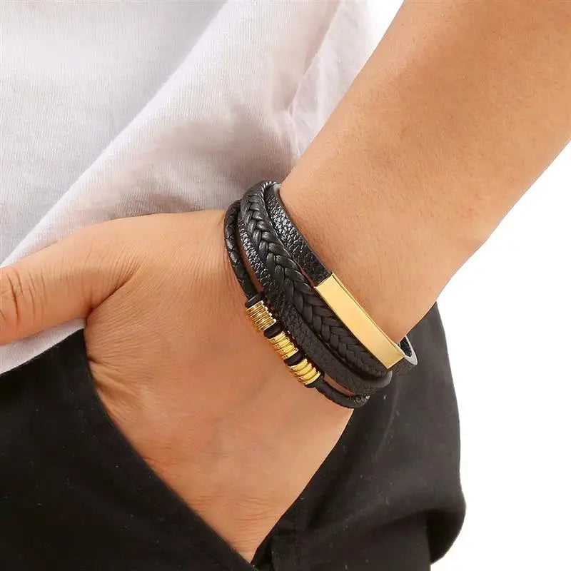 Elegante pulsera de cuero tejido para hombre