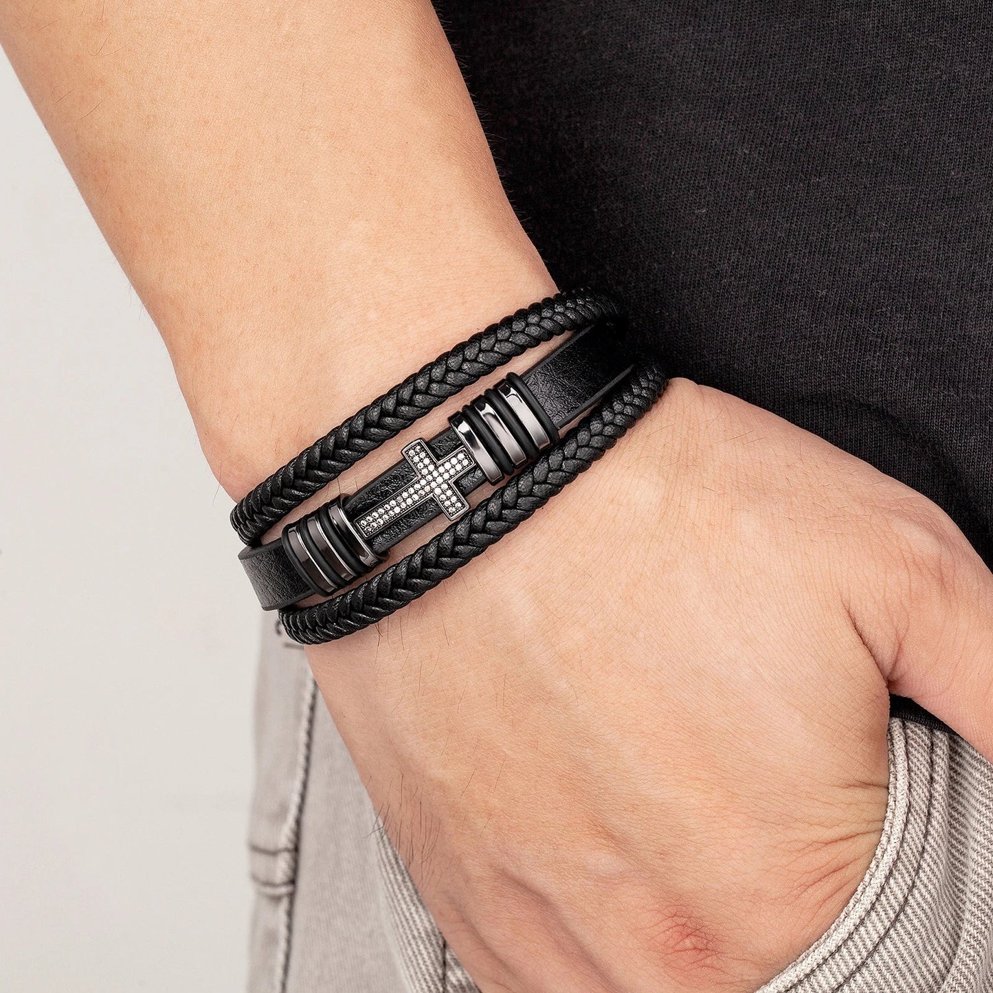 Pulsera clásica con la Cruz de Jesús