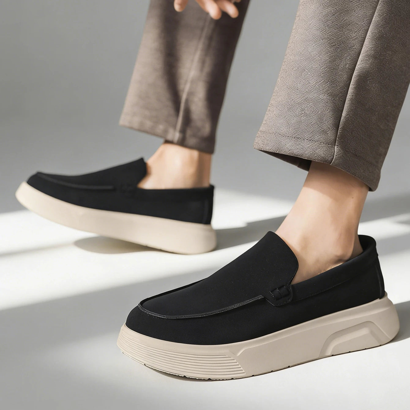 Elegantes mocasines para hombre