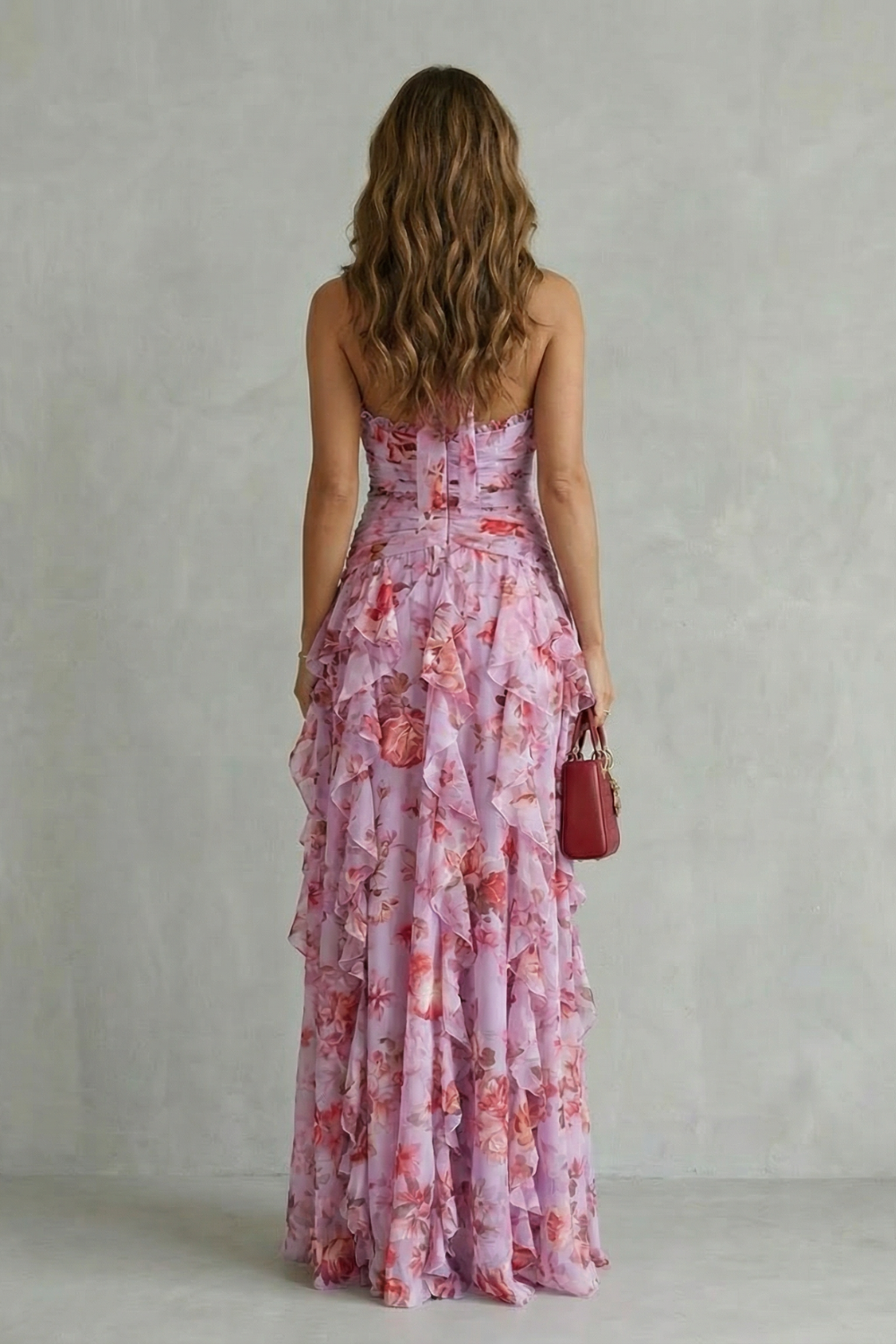 Vestido largo halter con caída fluida