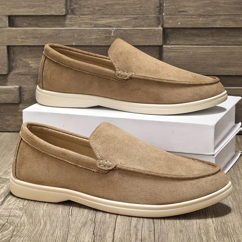 Elegantes mocasines de piel