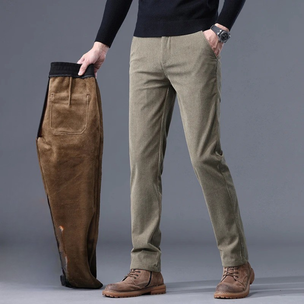 Elegantes pantalones de pana