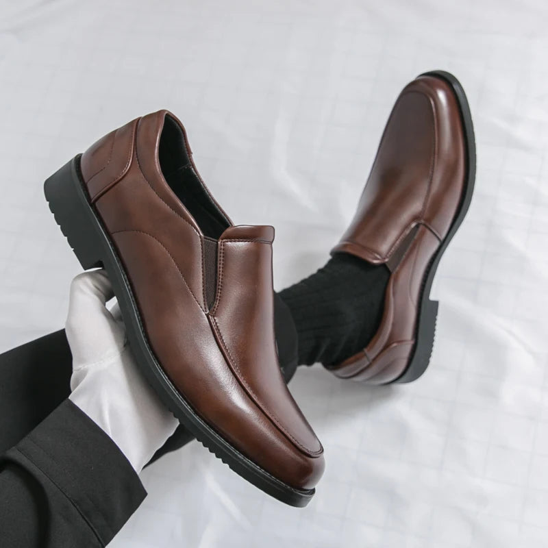 Mocasines elegantes de piel sin cordones