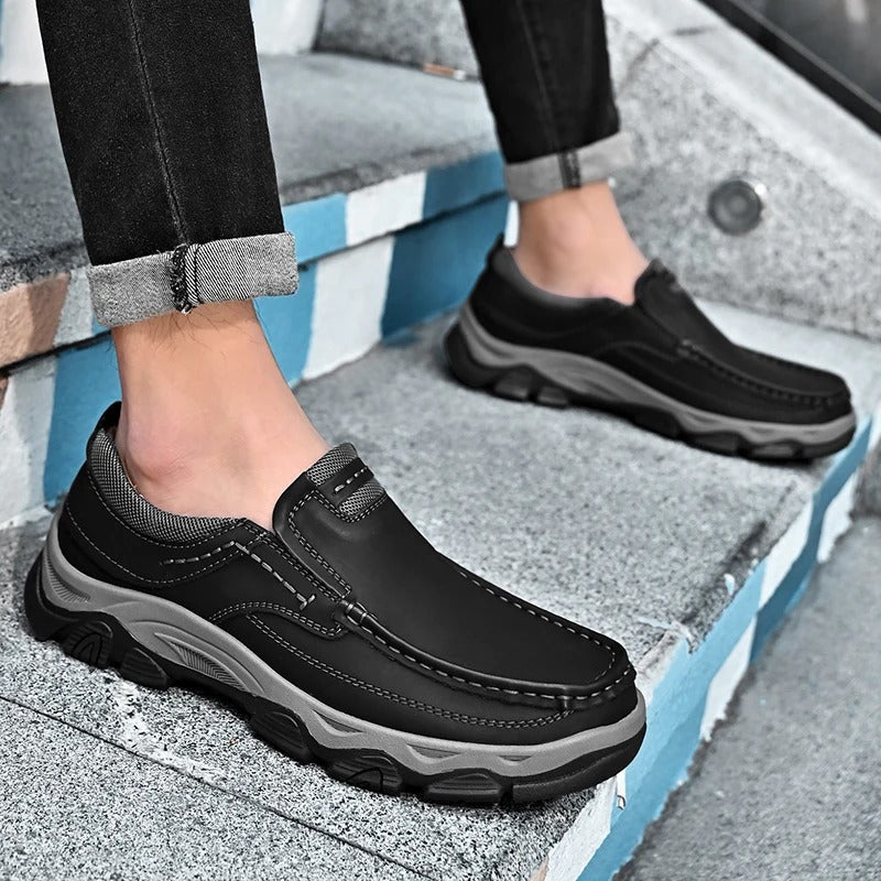 Elegantes zapatos de piel sin cordones