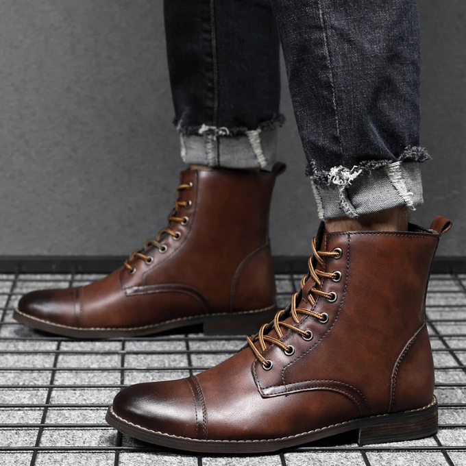 Elegantes botas de piel