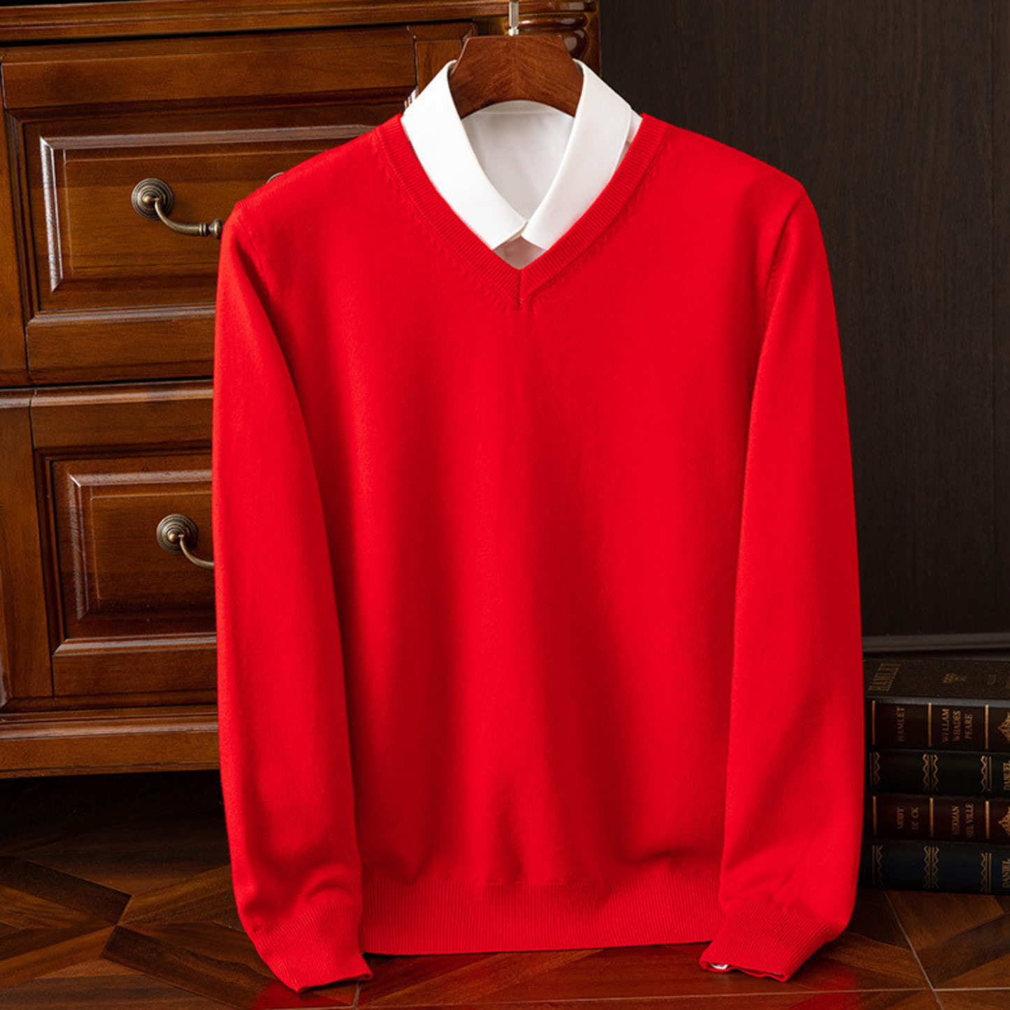 Jersey elegante con cuello en V