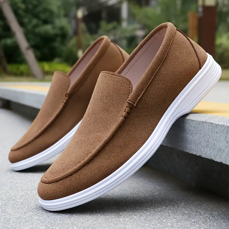 Elegantes mocasines para hombre