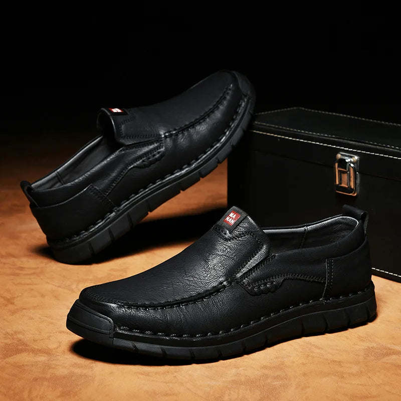 Elegantes zapatos de piel sin cordones