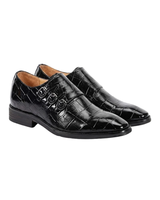 Zapatos elegantes de cuero con hebilla