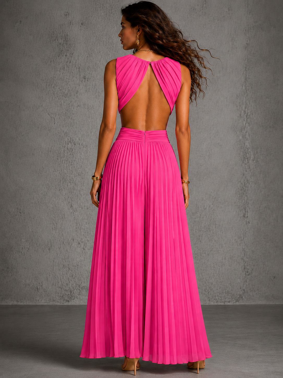 Vestido fluido con espalda abierta
