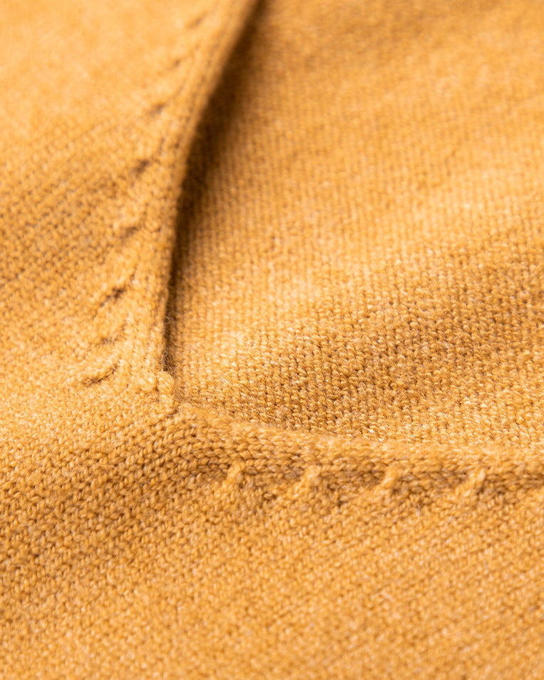 Elegante jersey de cachemira con cuello en V