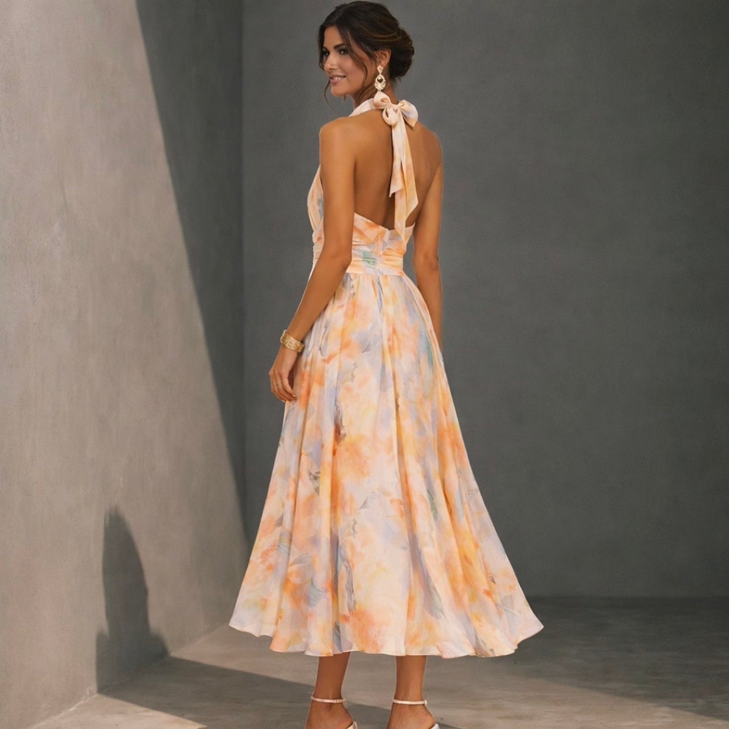 Vestido con cuello y estampado acuarela