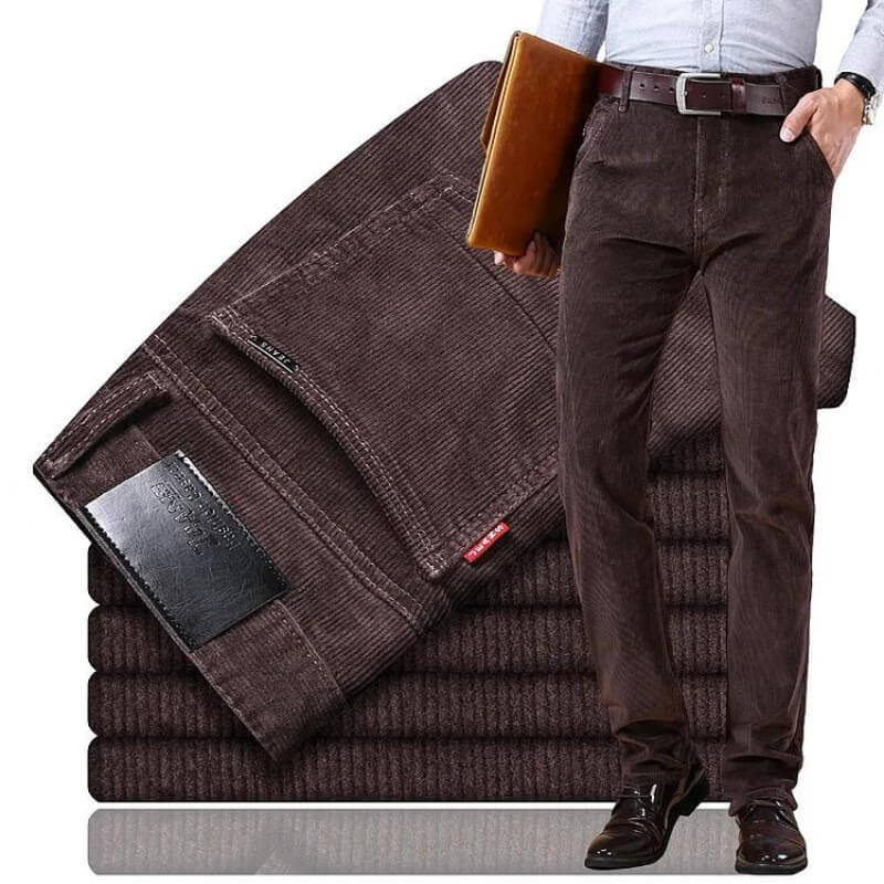 Elegantes pantalones de pana