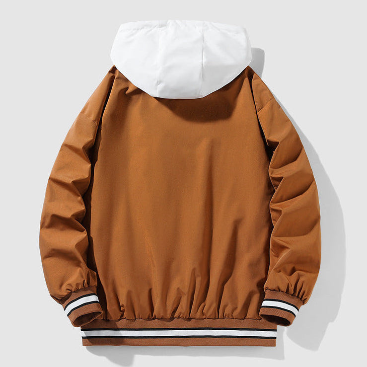 Elegante chaqueta con capucha