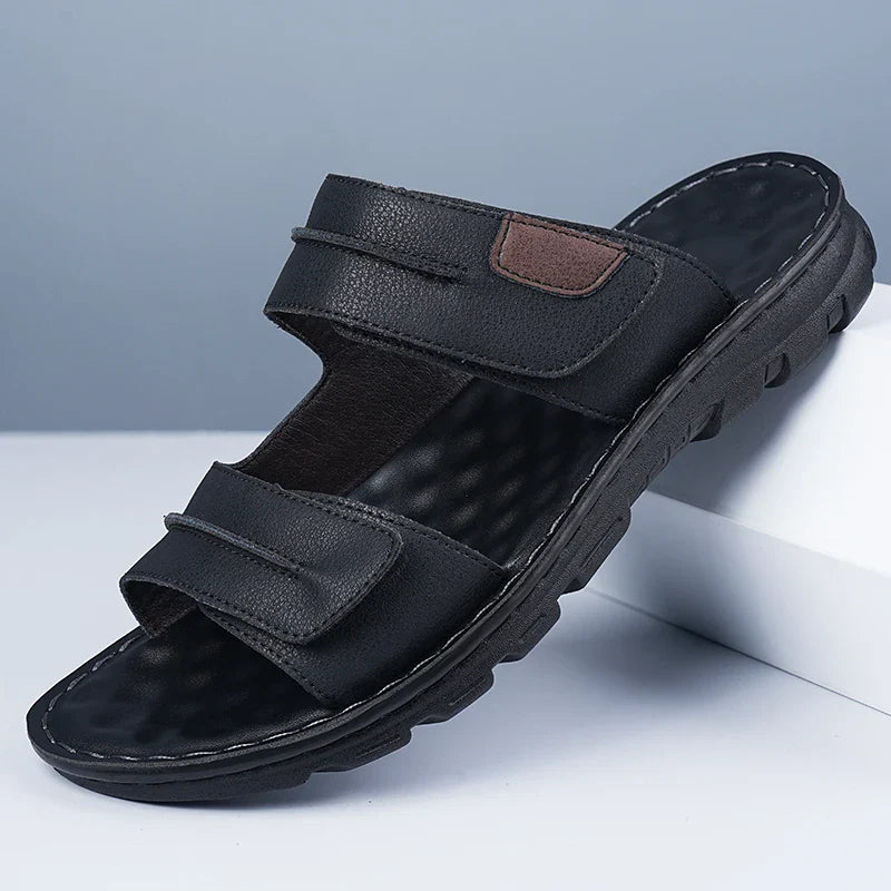 Sandalias elegantes de cuero para hombre