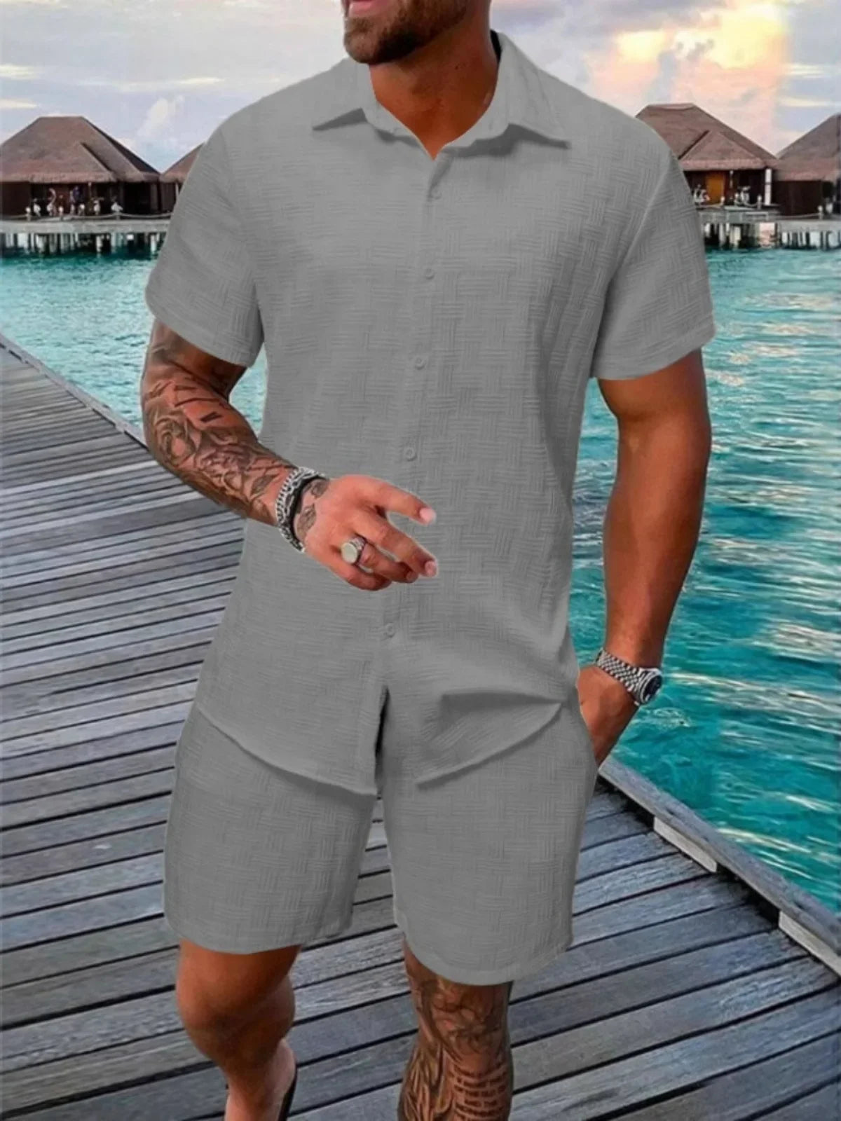 Conjunto elegante de verano para hombre