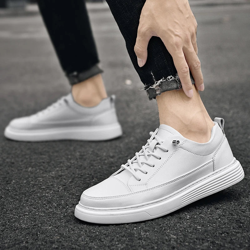 Zapatos elegantes de cuero con suela gruesa
