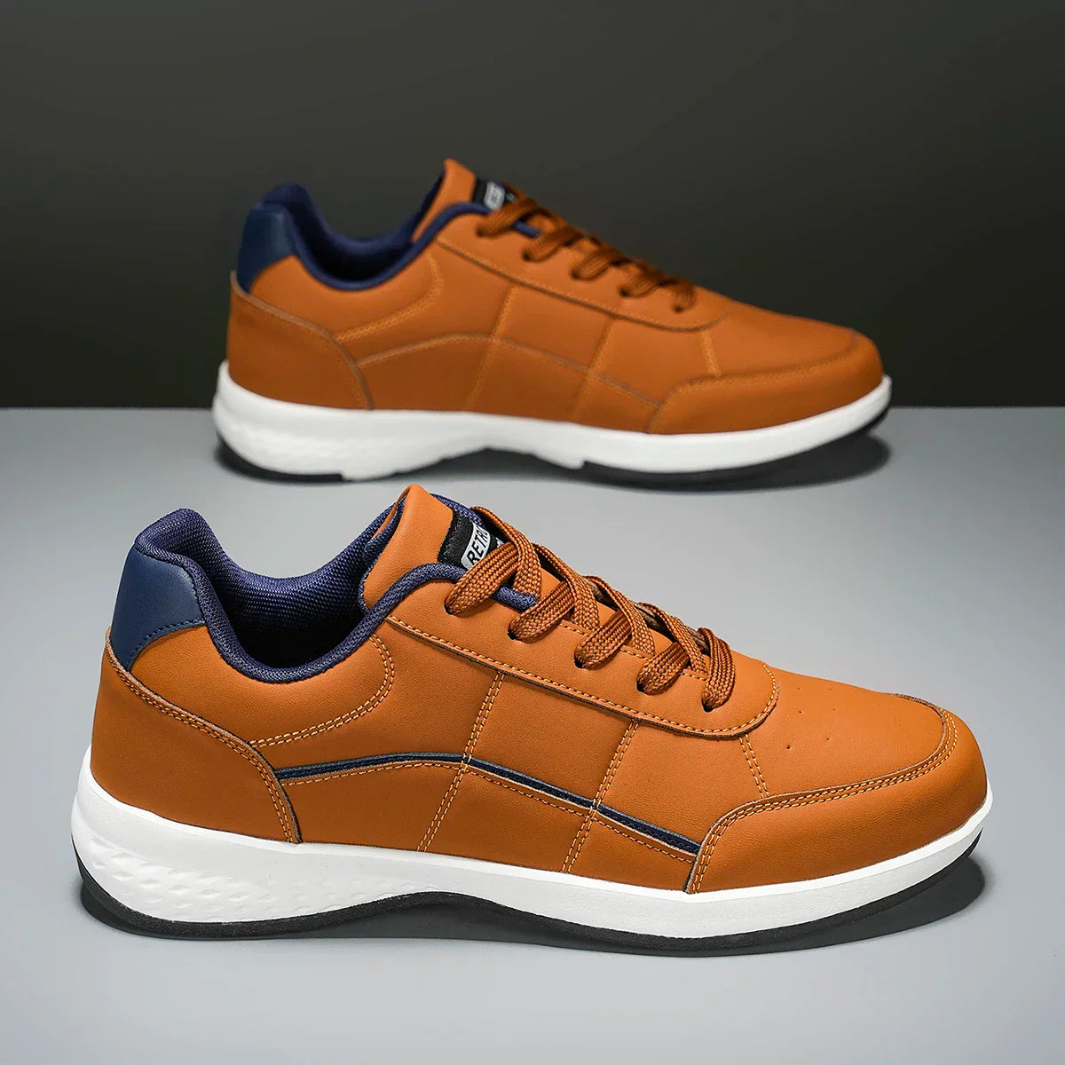 Elegantes zapatillas de piel