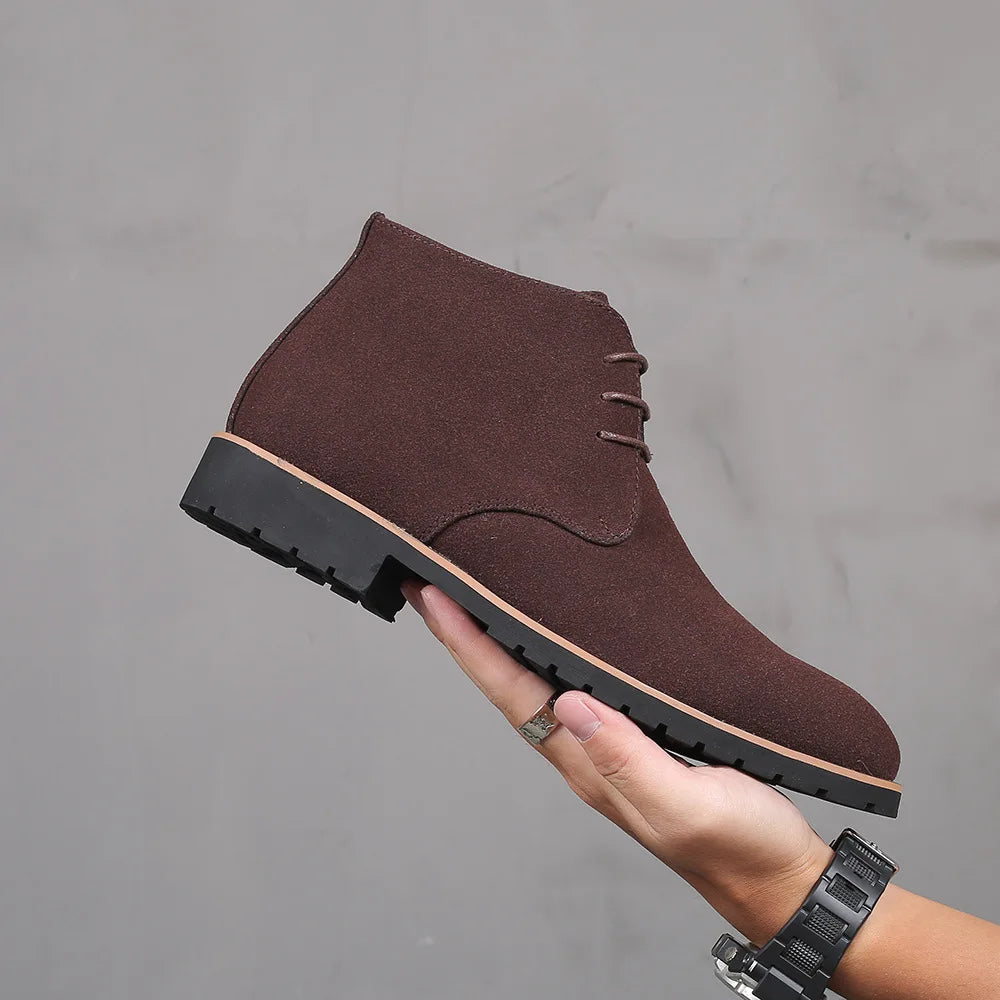 Elegantes botas de piel