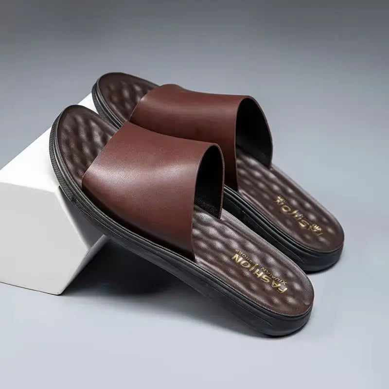 Elegantes sandalias de piel