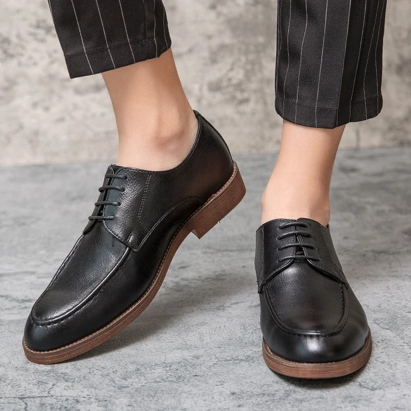 Elegantes zapatos de piel