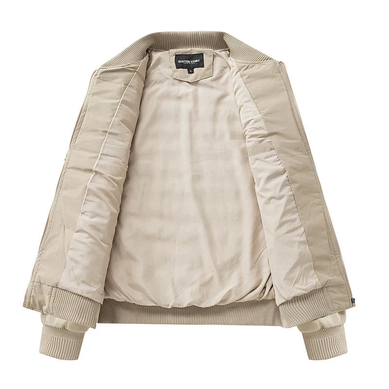 Elegante chaqueta bomber cálida