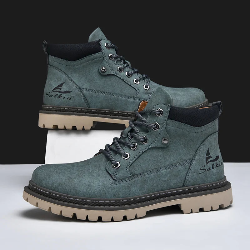 Elegantes botas de piel
