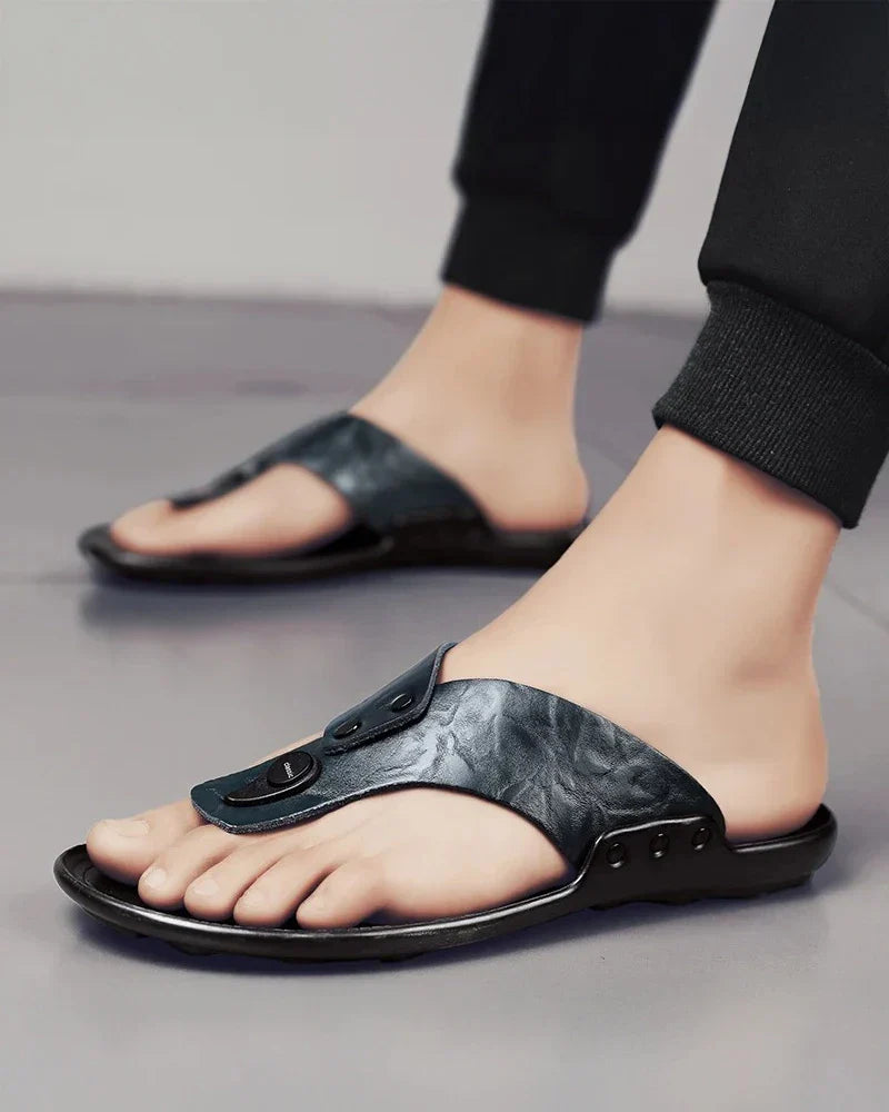 Elegantes sandalias de piel