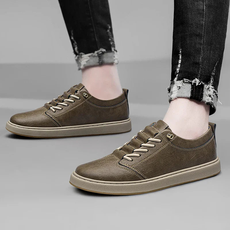 Elegantes zapatos de piel