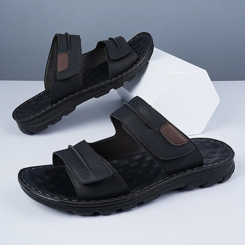 Sandalias elegantes de cuero para hombre