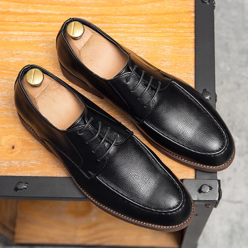 Elegantes zapatos de piel