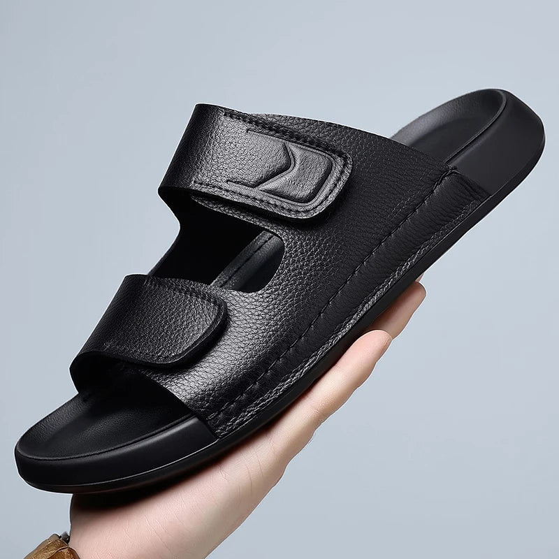 Elegantes sandalias de piel