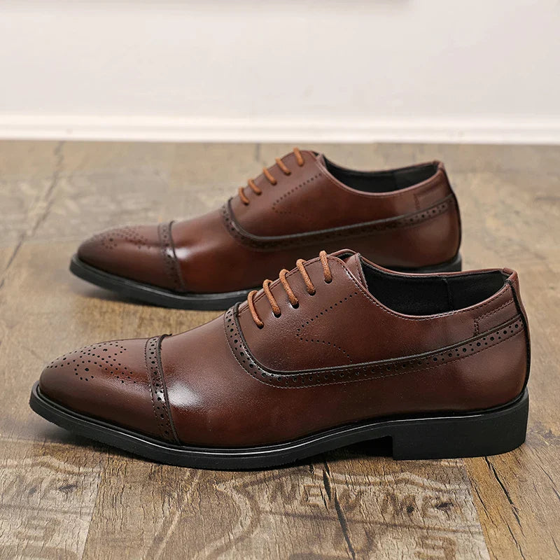 Zapatos Oxford de cuero elegantes