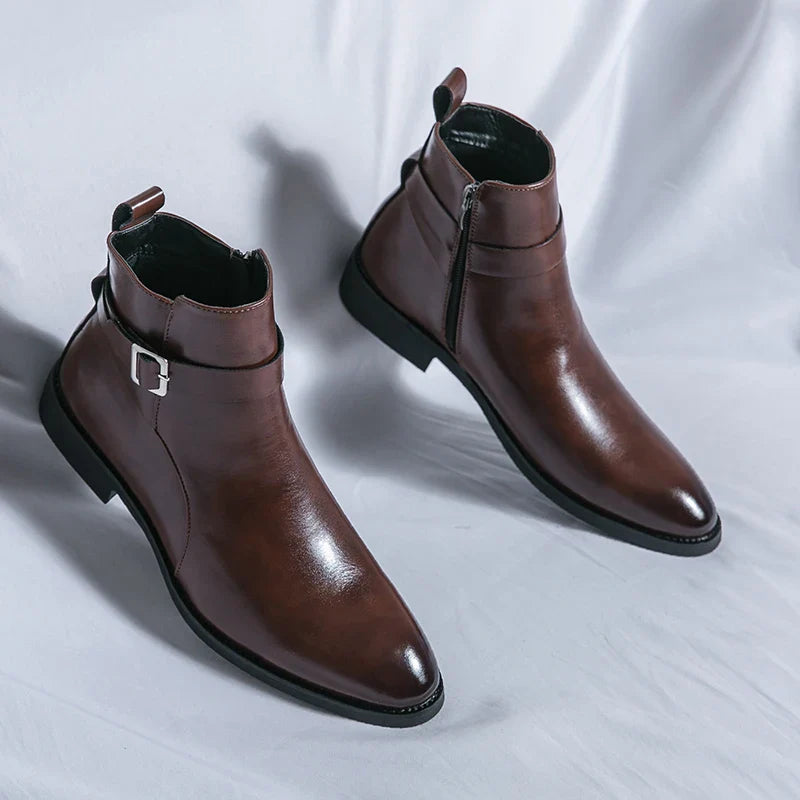 Elegantes botines de cuero