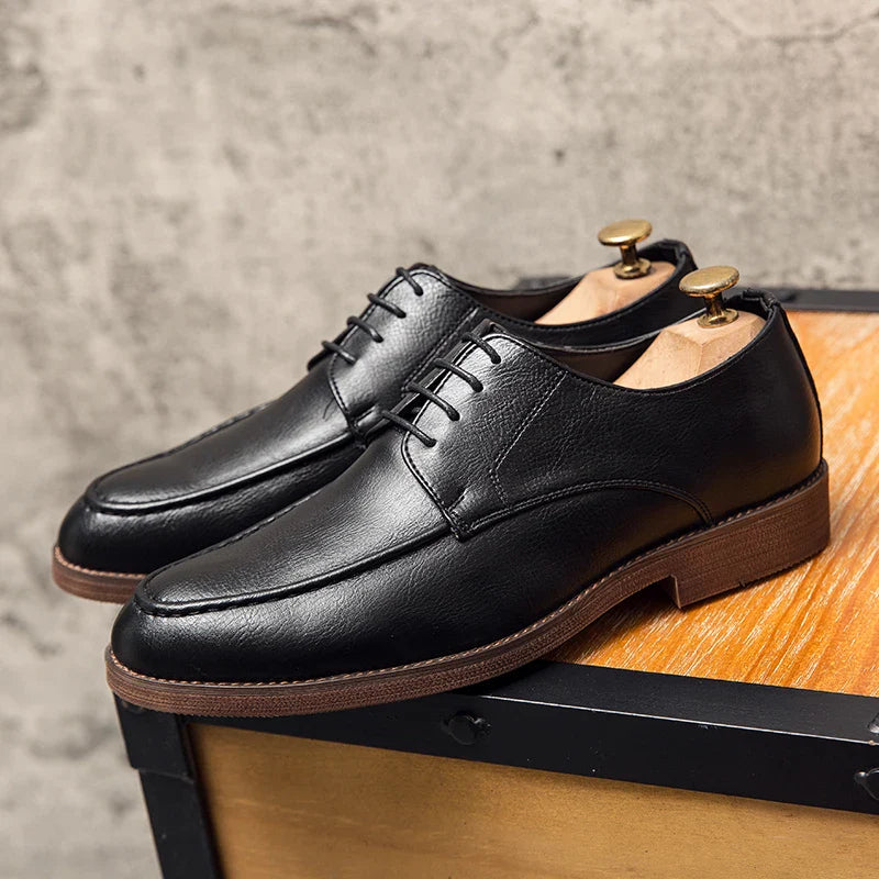 Elegantes zapatos de piel