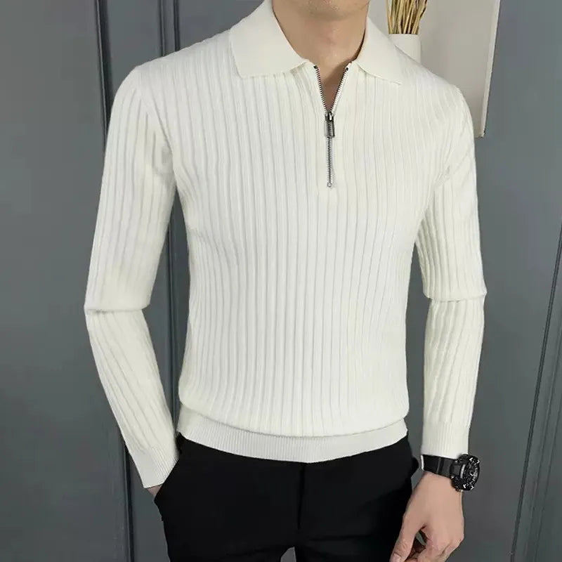 Elegante jersey con cremallera y estampado a rayas