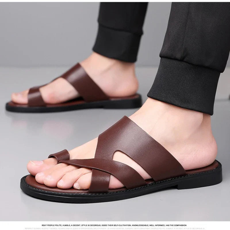 Zapatillas de cuero elegantes