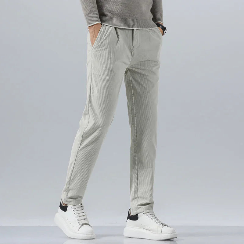 Pantalones informales de pana